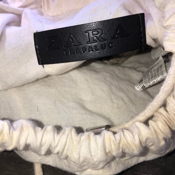 Straw bucket bag - Picture 2 of 5